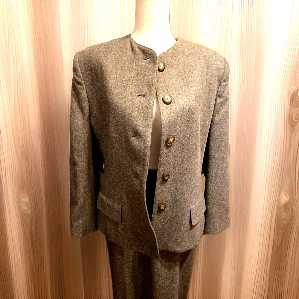 Vtg 80s Evan Picone Gray Career Collarless Suit Coat And Pleated Skirt Pockets